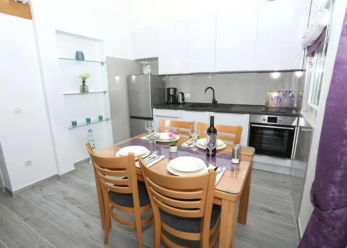 Kristian Appartement *